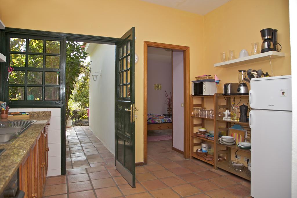 Casa Finca Avocado Los Llanos De Aridane Exterior photo