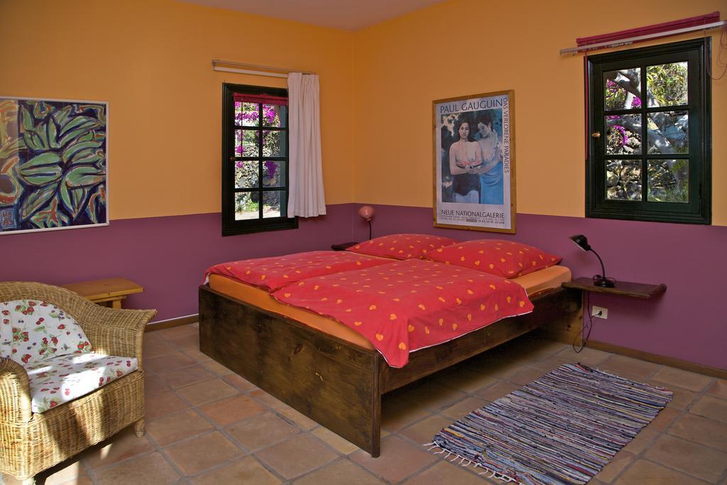 Casa Finca Avocado Los Llanos De Aridane Exterior photo